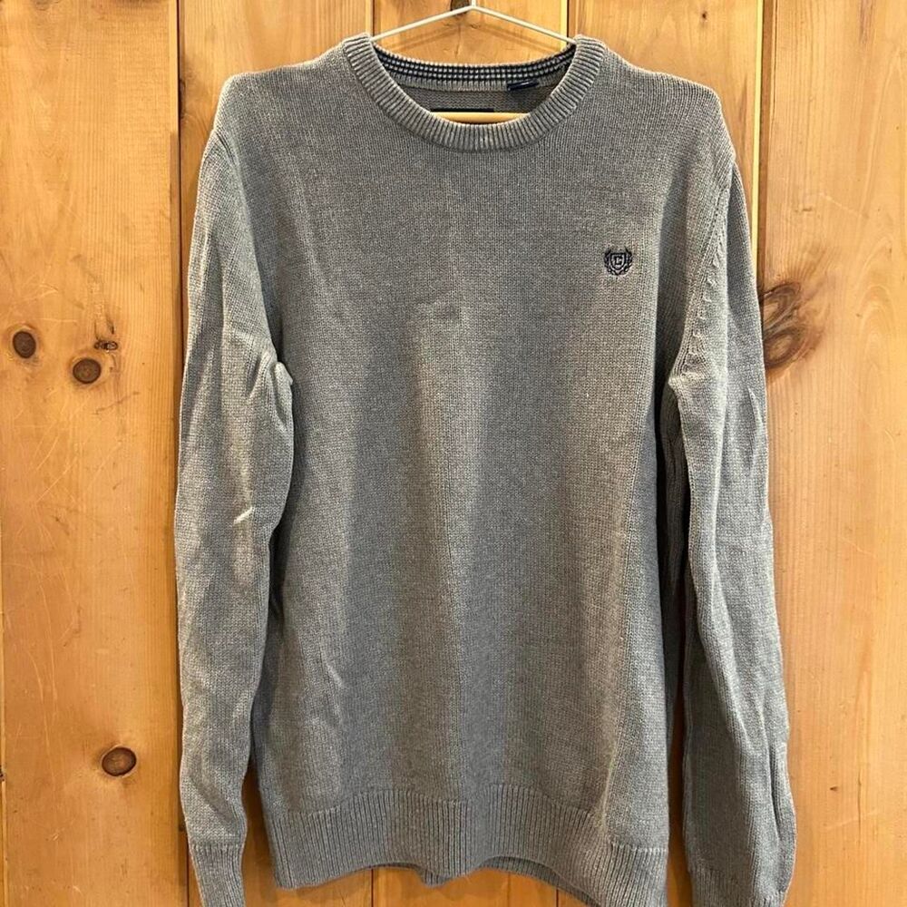 2000s Gray Chaps Preppy Academia sweater in size M